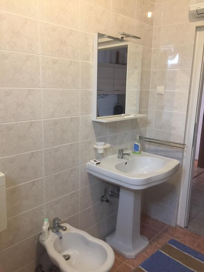 Apartmani Villa Christina Icici Bagian luar foto