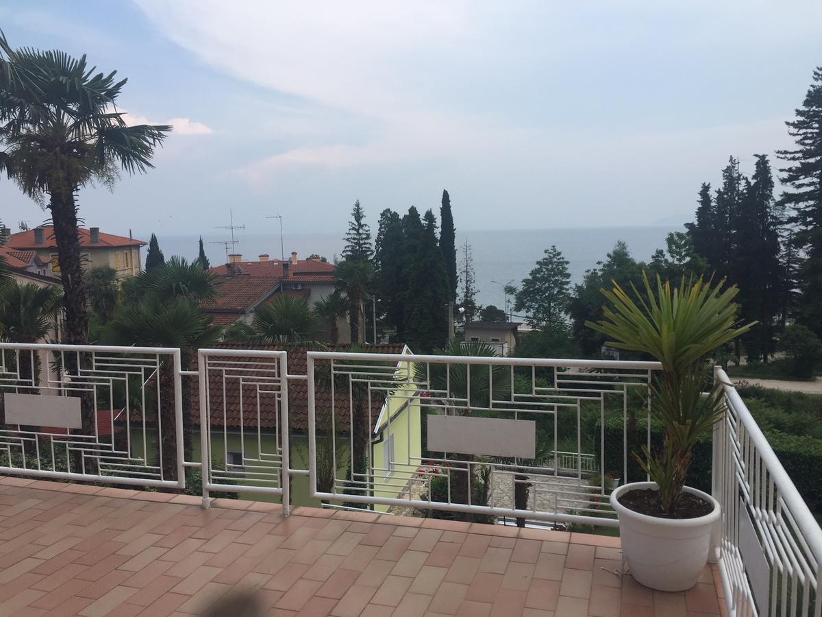 Apartmani Villa Christina Icici Bagian luar foto